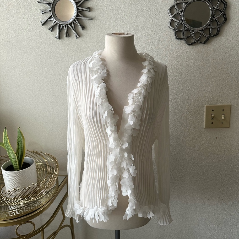 Vintage Le caviar White Sheer Blouse with Floral Trim Sz XL romantic boho chic